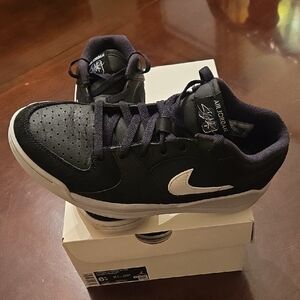 Nike 90 Stadium Edition